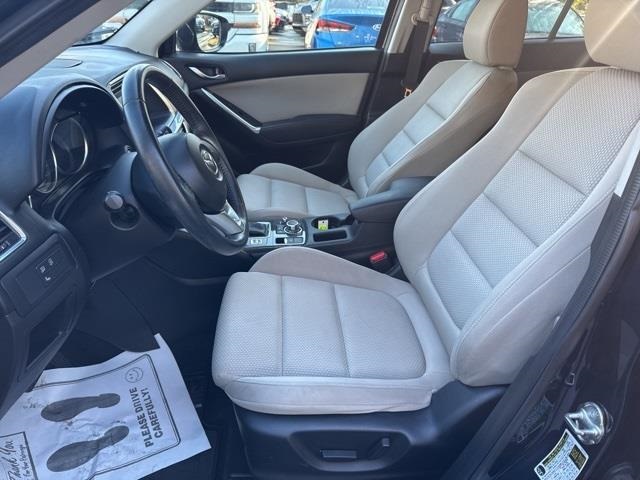 Vehicle image 18 of 44