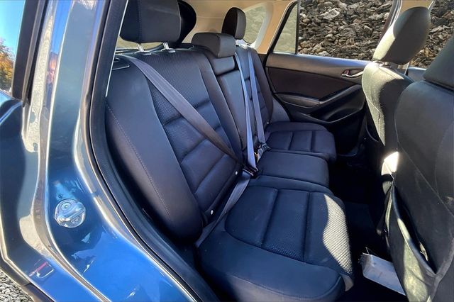 2016 Mazda CX-5 Touring Image 8 of 27