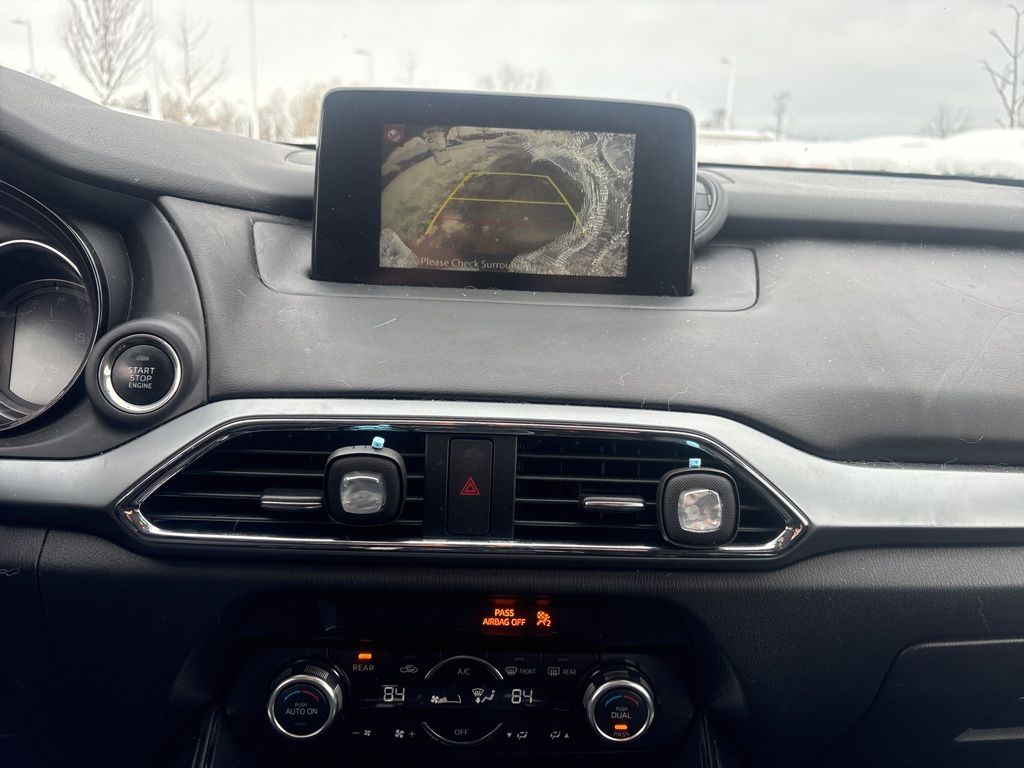 2016 Mazda CX-9 Sport Image 12 of 18