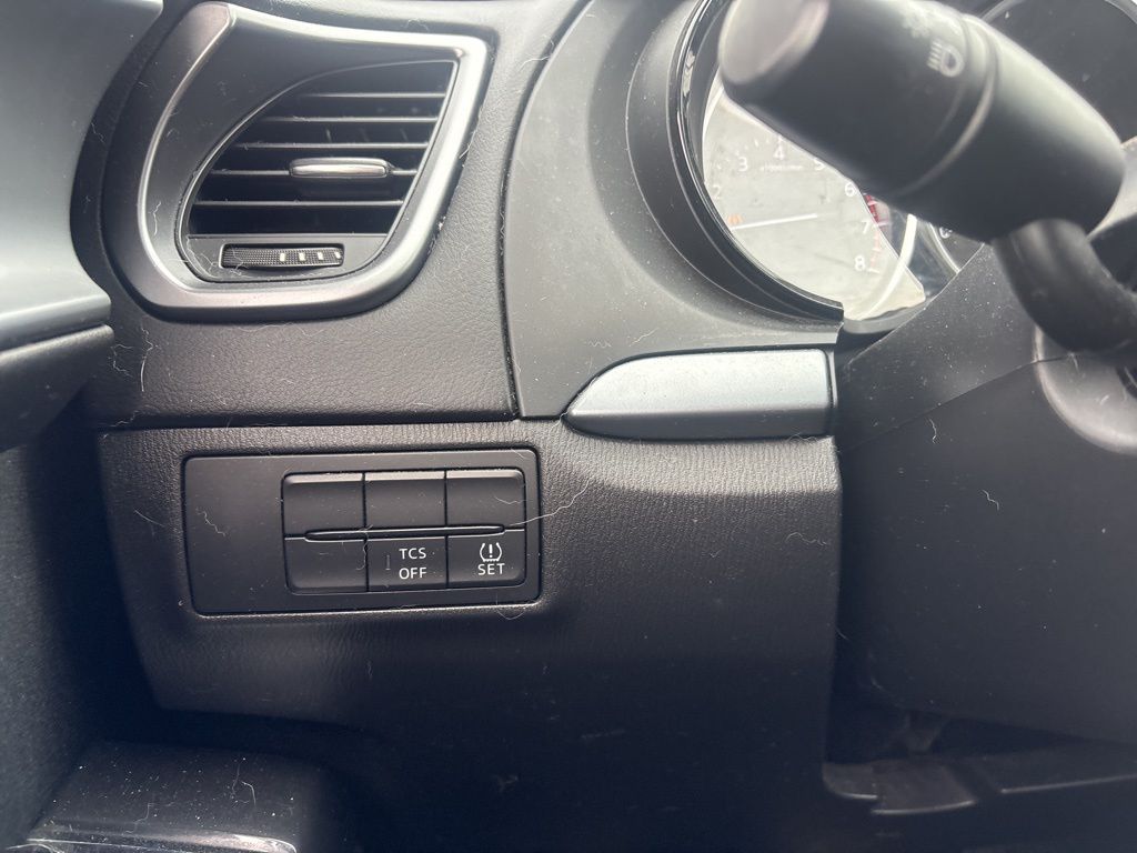 2016 Mazda CX-9 Sport Image 15 of 18