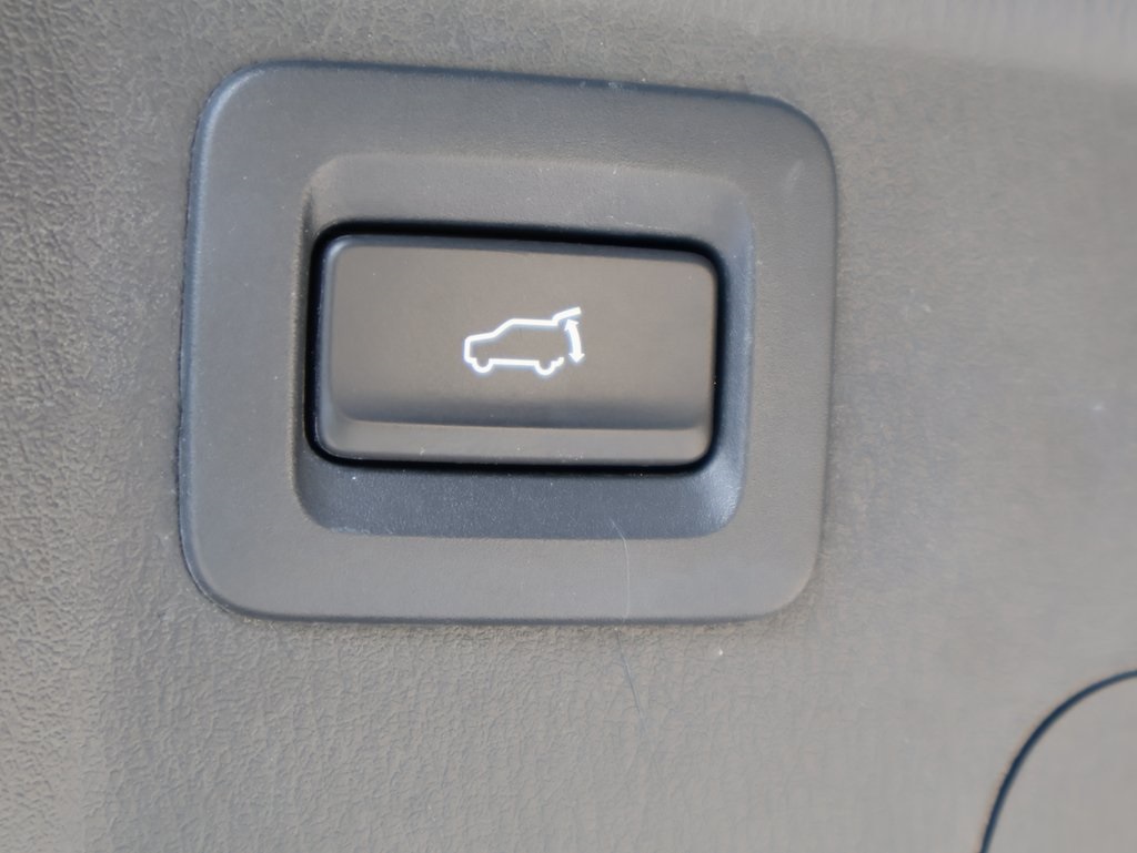 Vehicle image 36 of 41