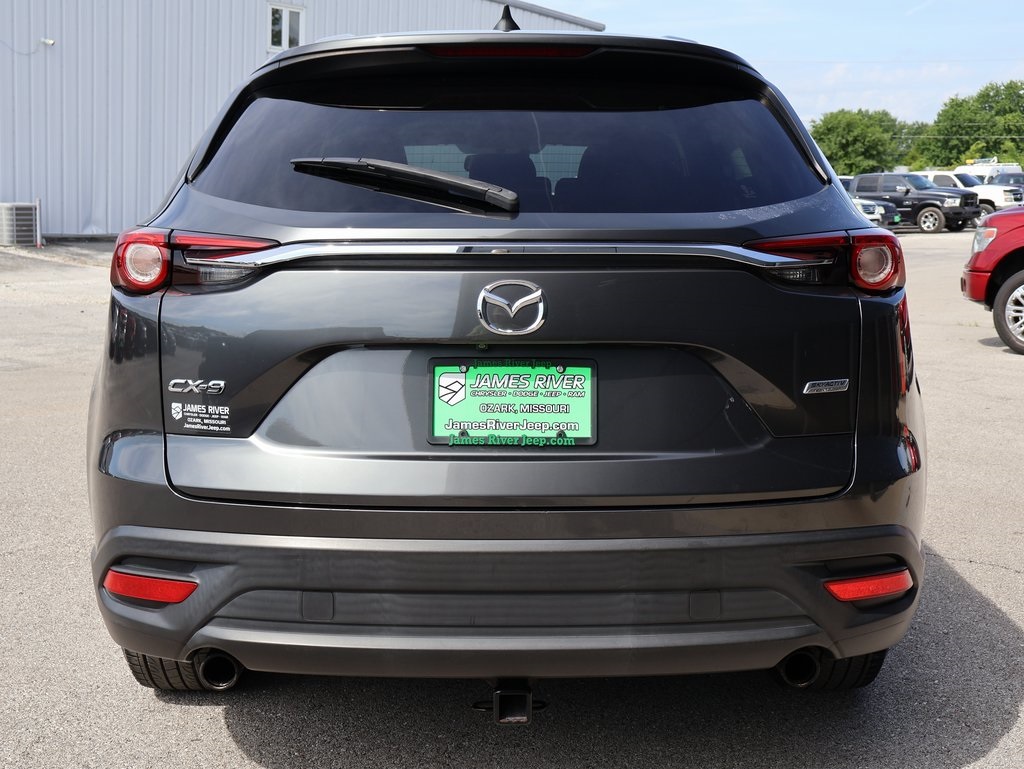 Vehicle image 4 of 41