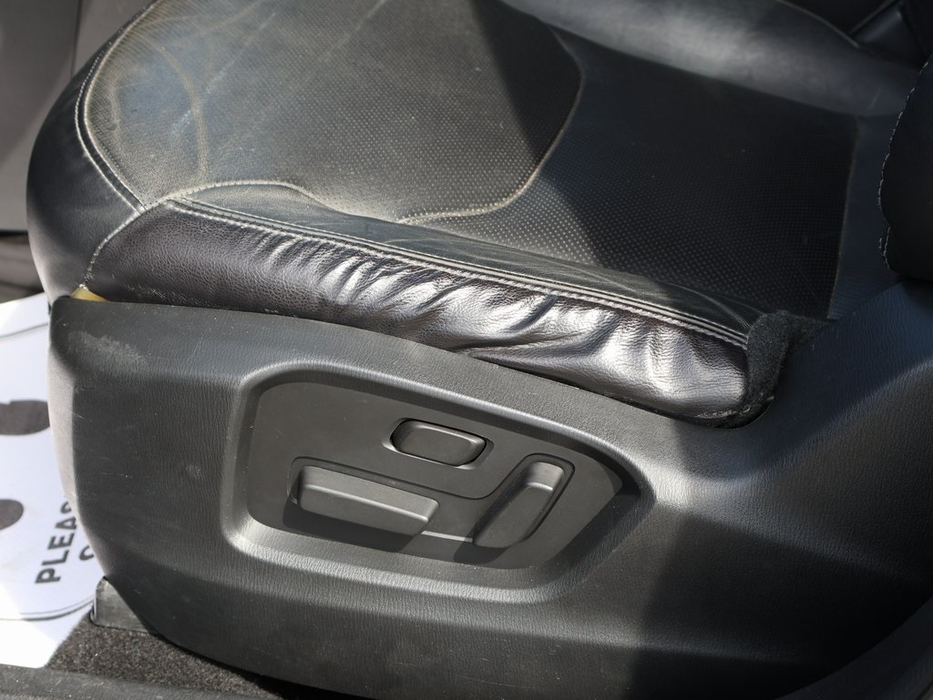 Vehicle image 34 of 41