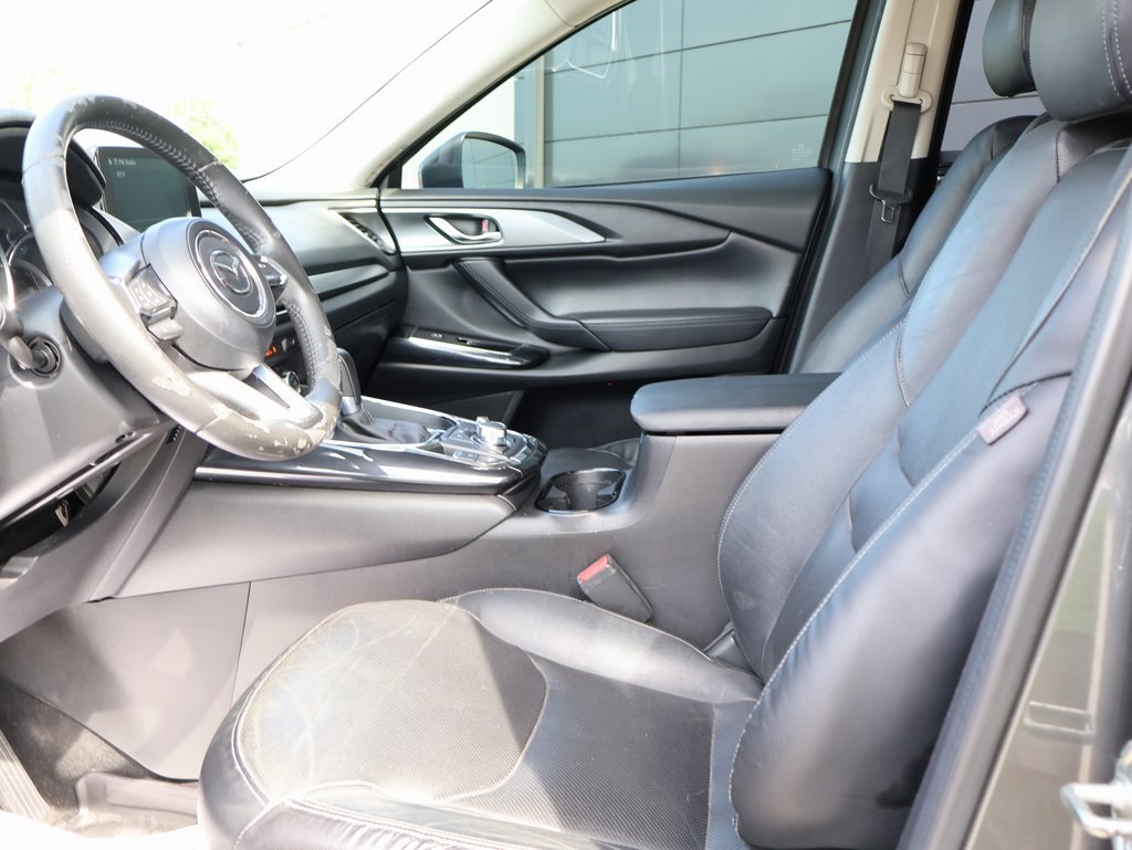 Vehicle image 14 of 41