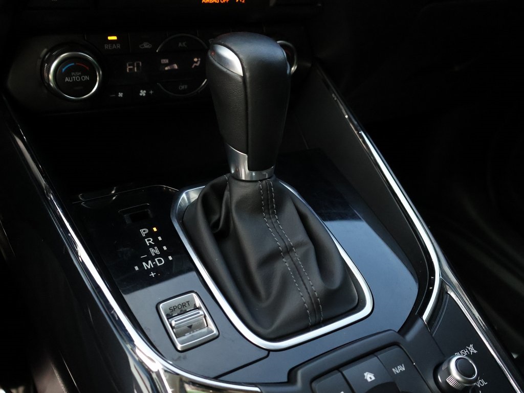 Vehicle image 24 of 41