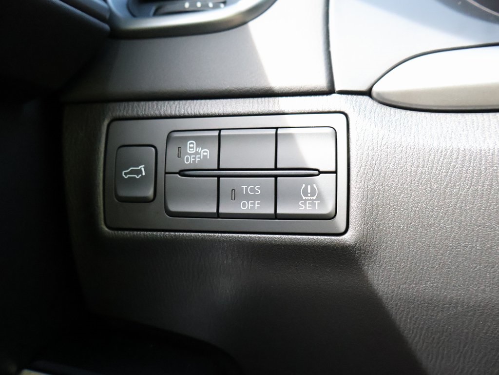Vehicle image 40 of 41