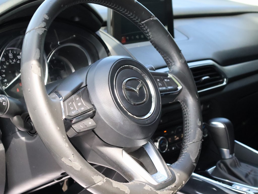 Vehicle image 18 of 41