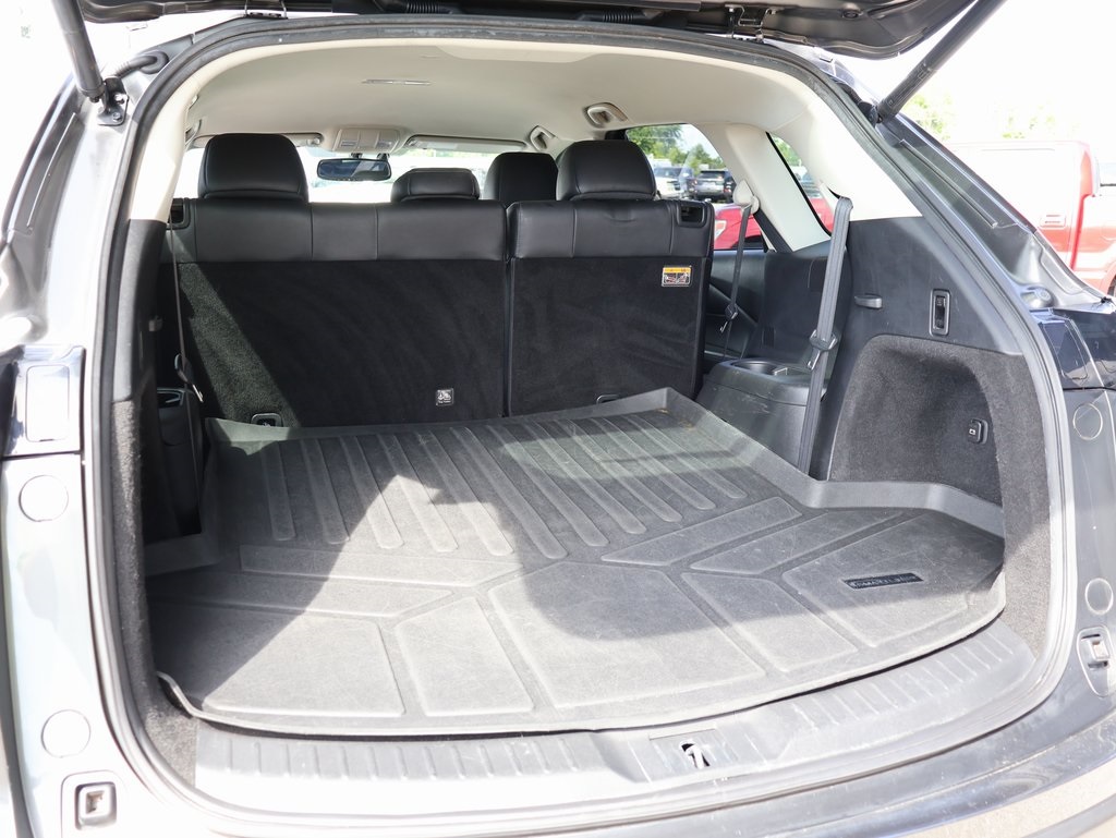 Vehicle image 10 of 41