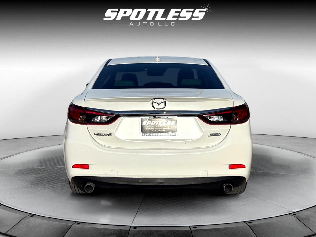 2016 Mazda Mazda6 i Grand Touring Image 8 of 26