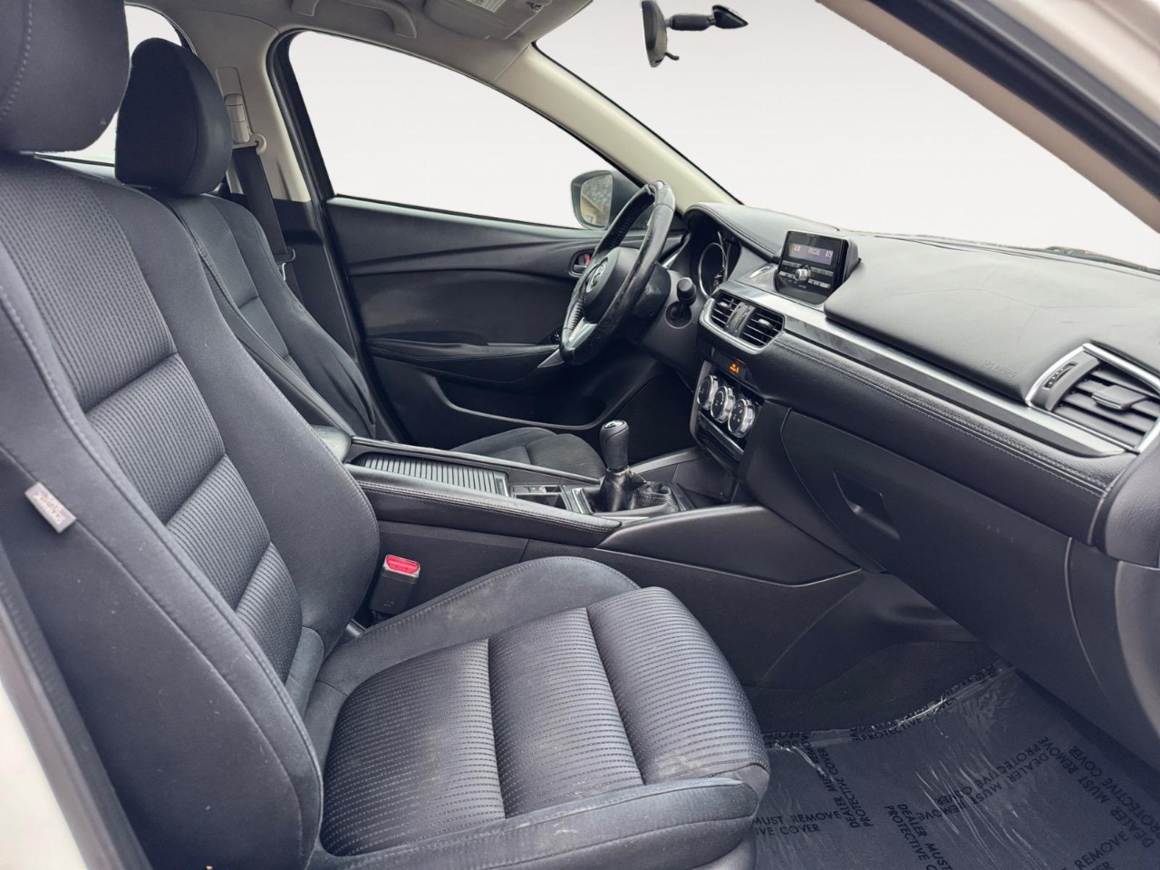 Vehicle image 23 of 26
