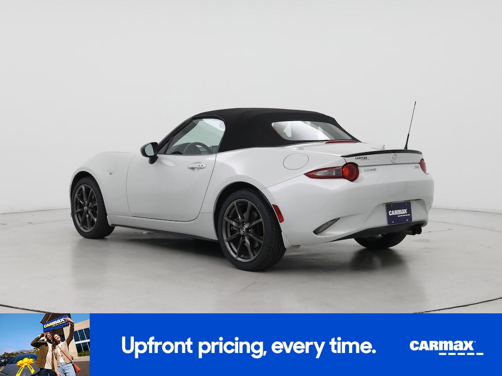 2016 Mazda MX-5 Miata Club Image 9 of 26