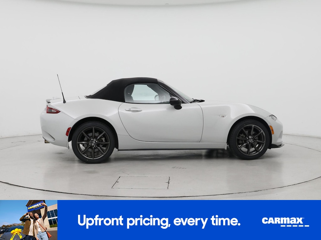 2016 Mazda MX-5 Miata Club Image 6 of 26