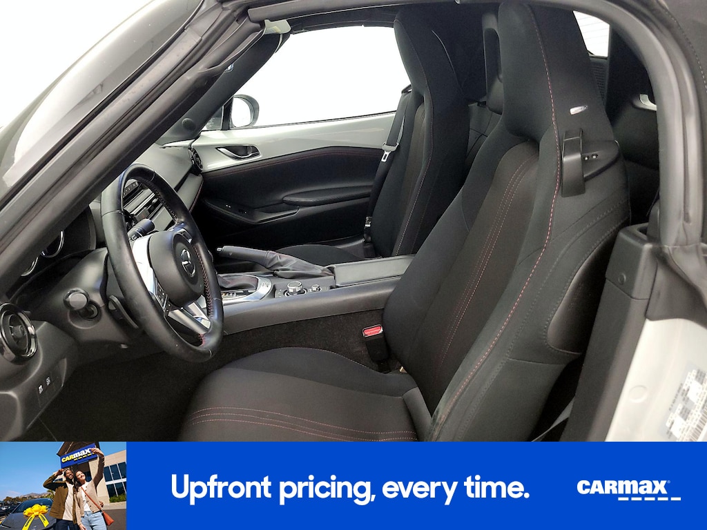 2016 Mazda MX-5 Miata Club Image 13 of 26