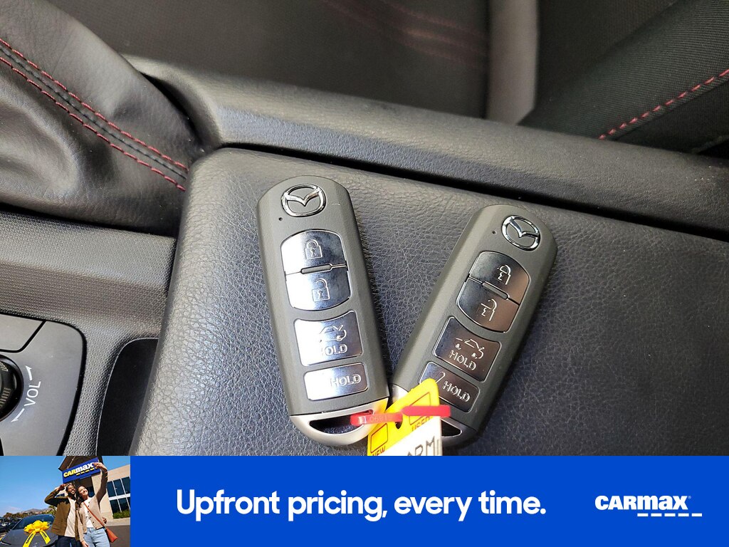 2016 Mazda MX-5 Miata Club Image 20 of 26