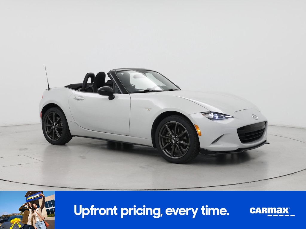 2016 Mazda MX-5 Miata Club Image 4 of 26