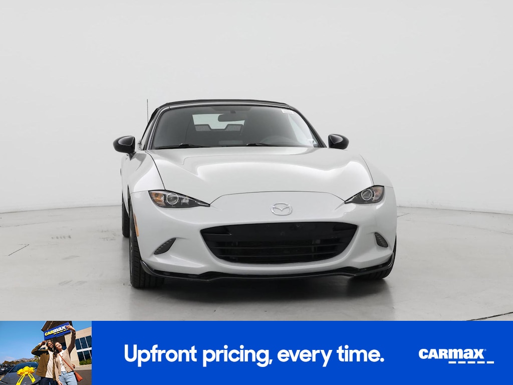 2016 Mazda MX-5 Miata Club Image 2 of 26