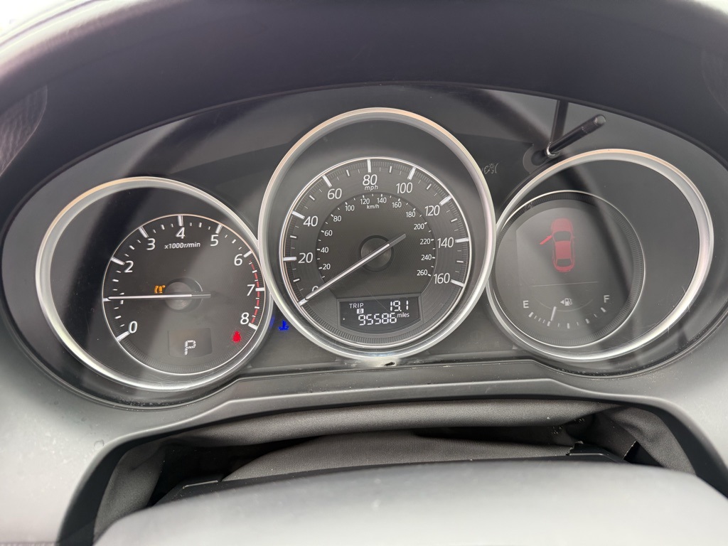 Vehicle image 18 of 30
