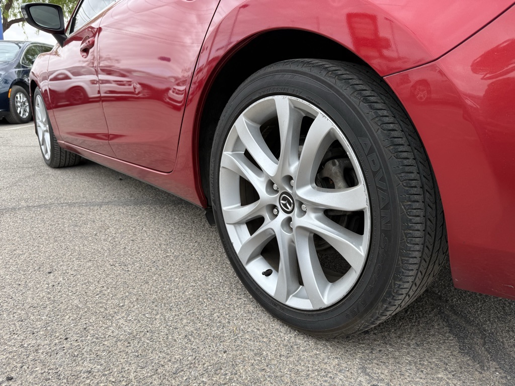 Vehicle image 9 of 30