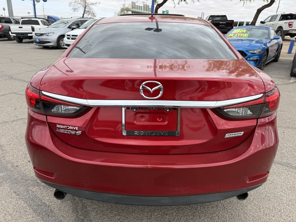 Vehicle image 8 of 30