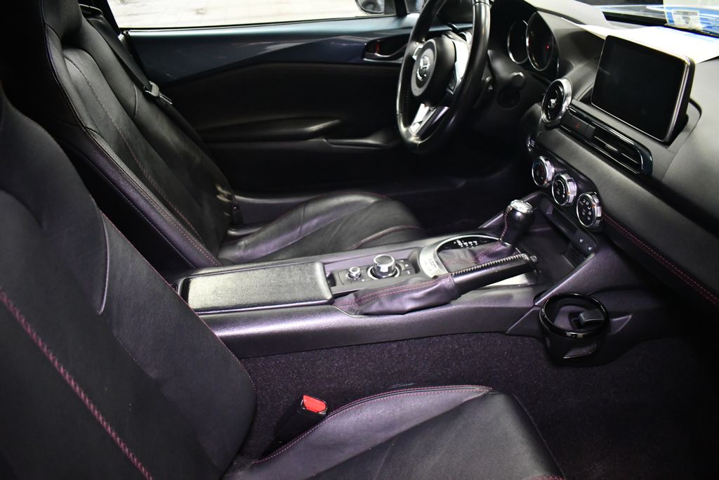 2016 Mazda MX-5 Miata Grand Touring Image 24 of 25