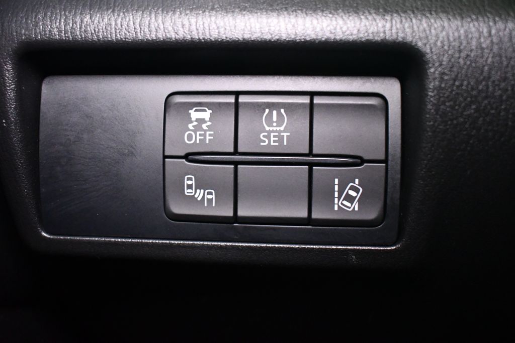 2016 Mazda MX-5 Miata Grand Touring Image 22 of 25