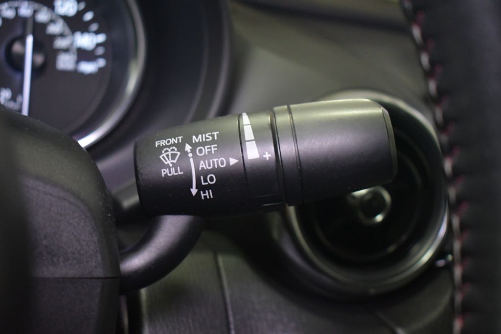 2016 Mazda MX-5 Miata Grand Touring Image 19 of 25