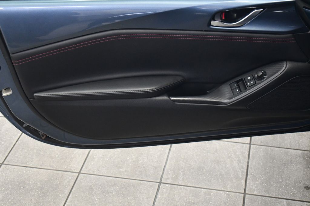 2016 Mazda MX-5 Miata Grand Touring Image 15 of 25