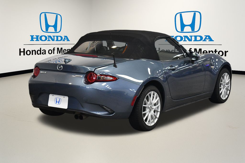 2016 Mazda MX-5 Miata Grand Touring Image 5 of 25
