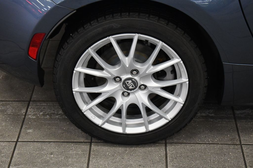 2016 Mazda MX-5 Miata Grand Touring Image 9 of 25