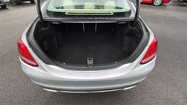 Vehicle image 8 of 31