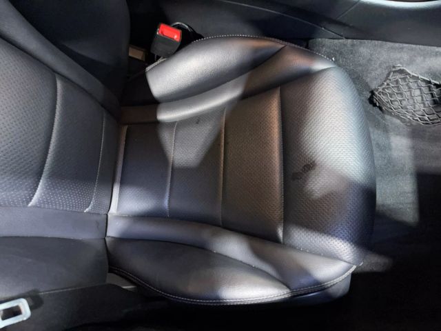 Vehicle image 41 of 50