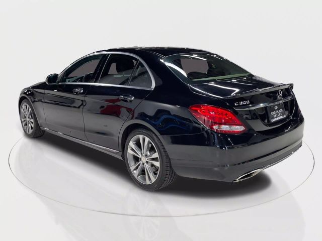 Vehicle image 18 of 50