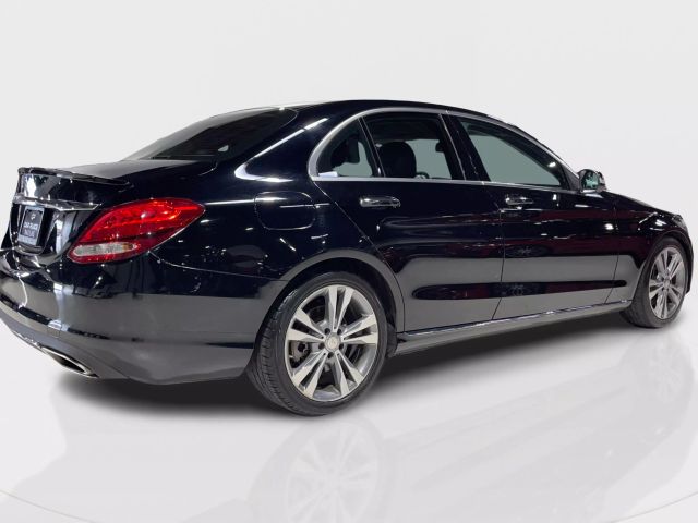 Vehicle image 15 of 50
