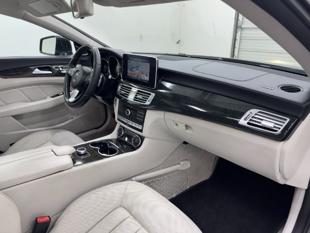 Vehicle image 54 of 56