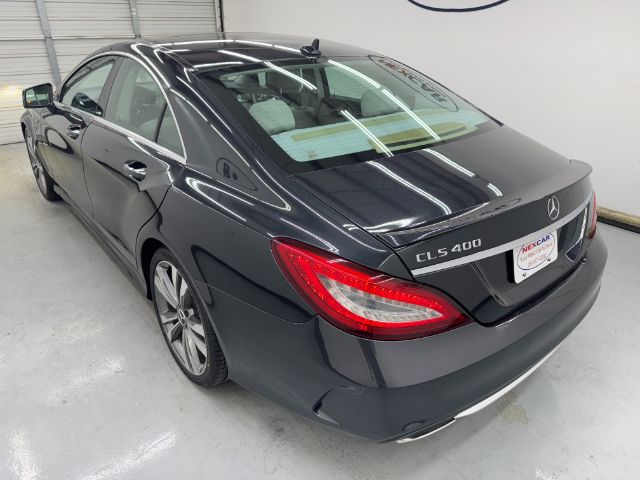 Vehicle image 9 of 56