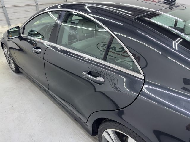Vehicle image 5 of 56