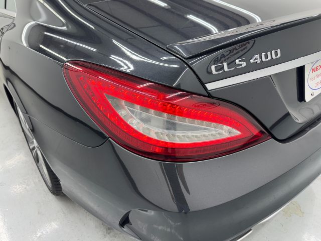 Vehicle image 13 of 56