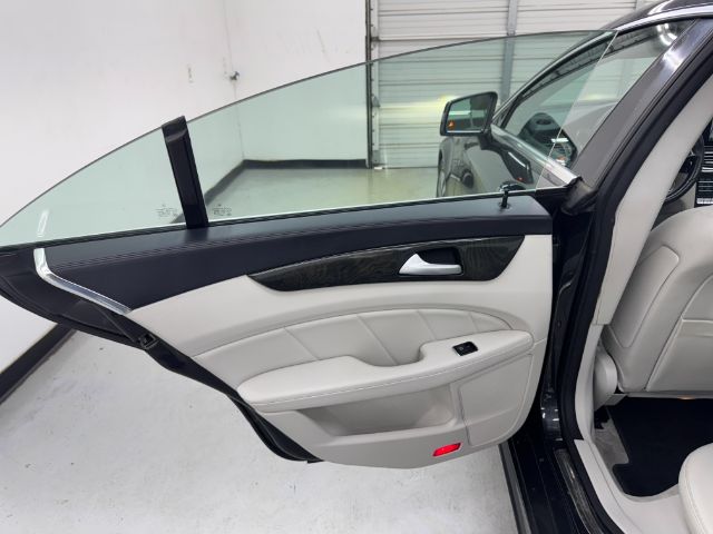 Vehicle image 42 of 56