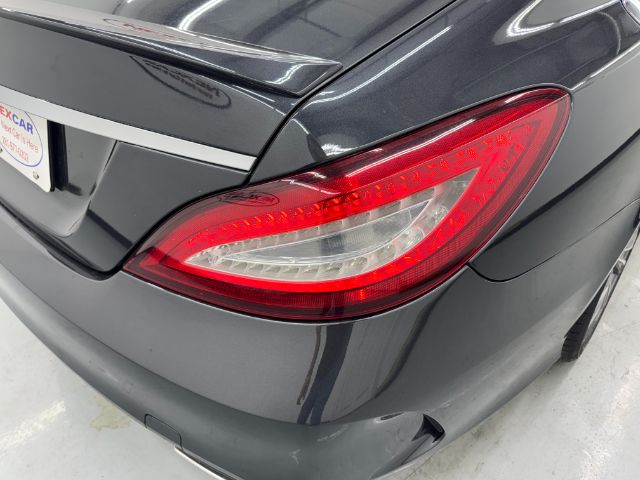 Vehicle image 17 of 56