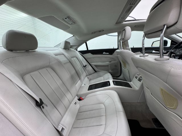 Vehicle image 49 of 56