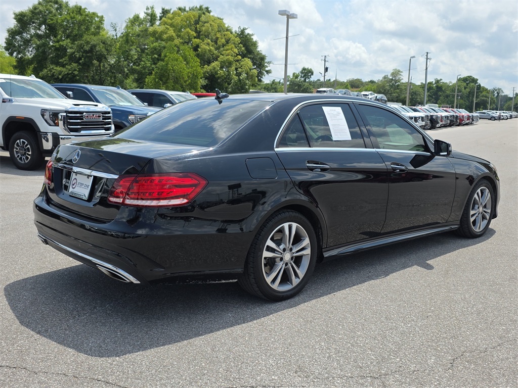 Vehicle image 6 of 40