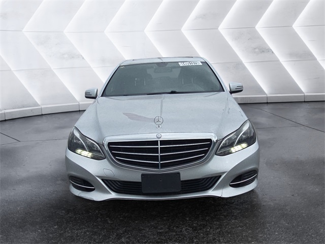 Vehicle image 2 of 10
