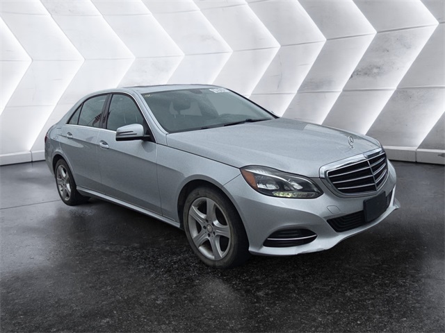 Vehicle image 3 of 10