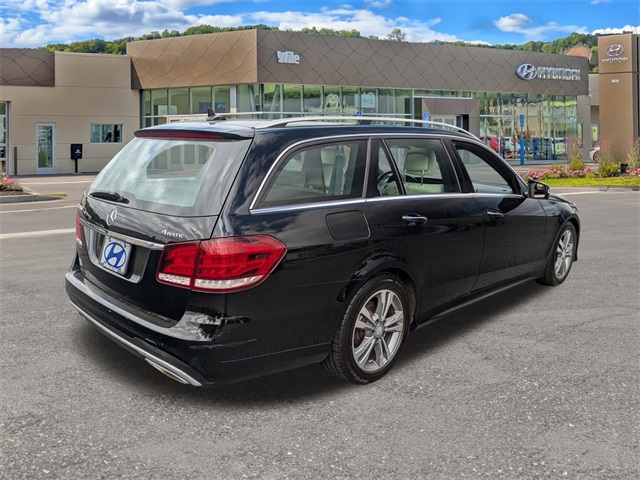 Vehicle image 5 of 40