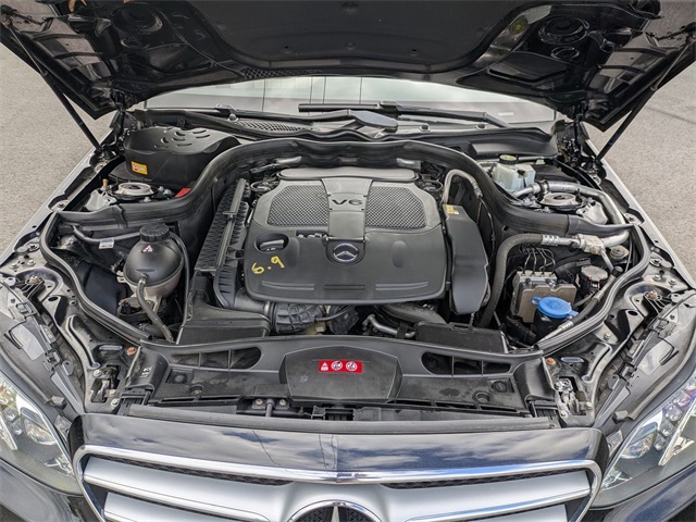 Vehicle image 39 of 40