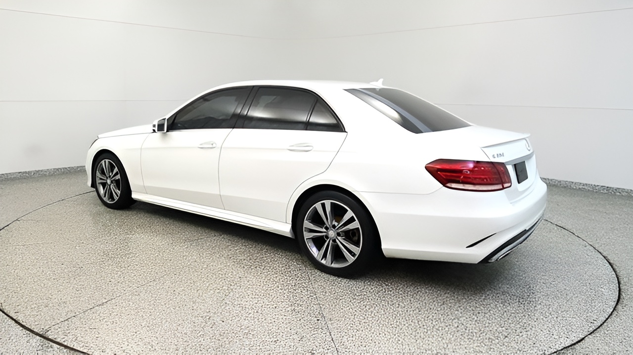Vehicle image 48 of 50