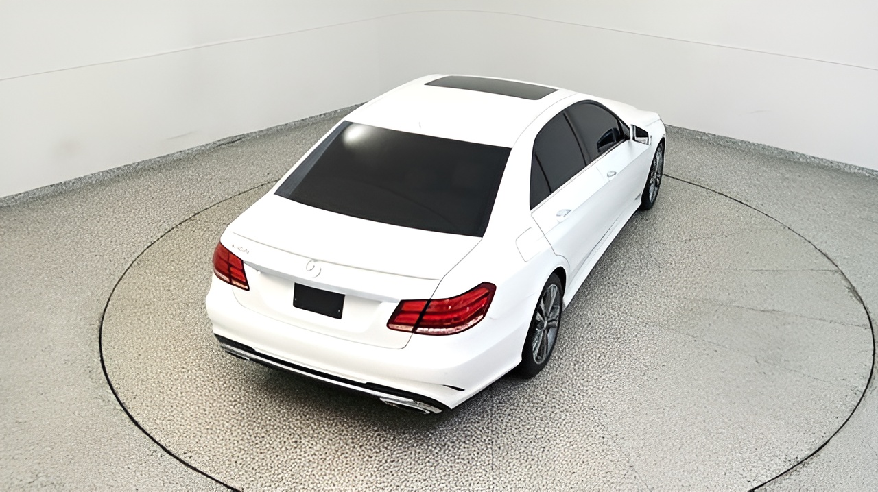 Vehicle image 43 of 50