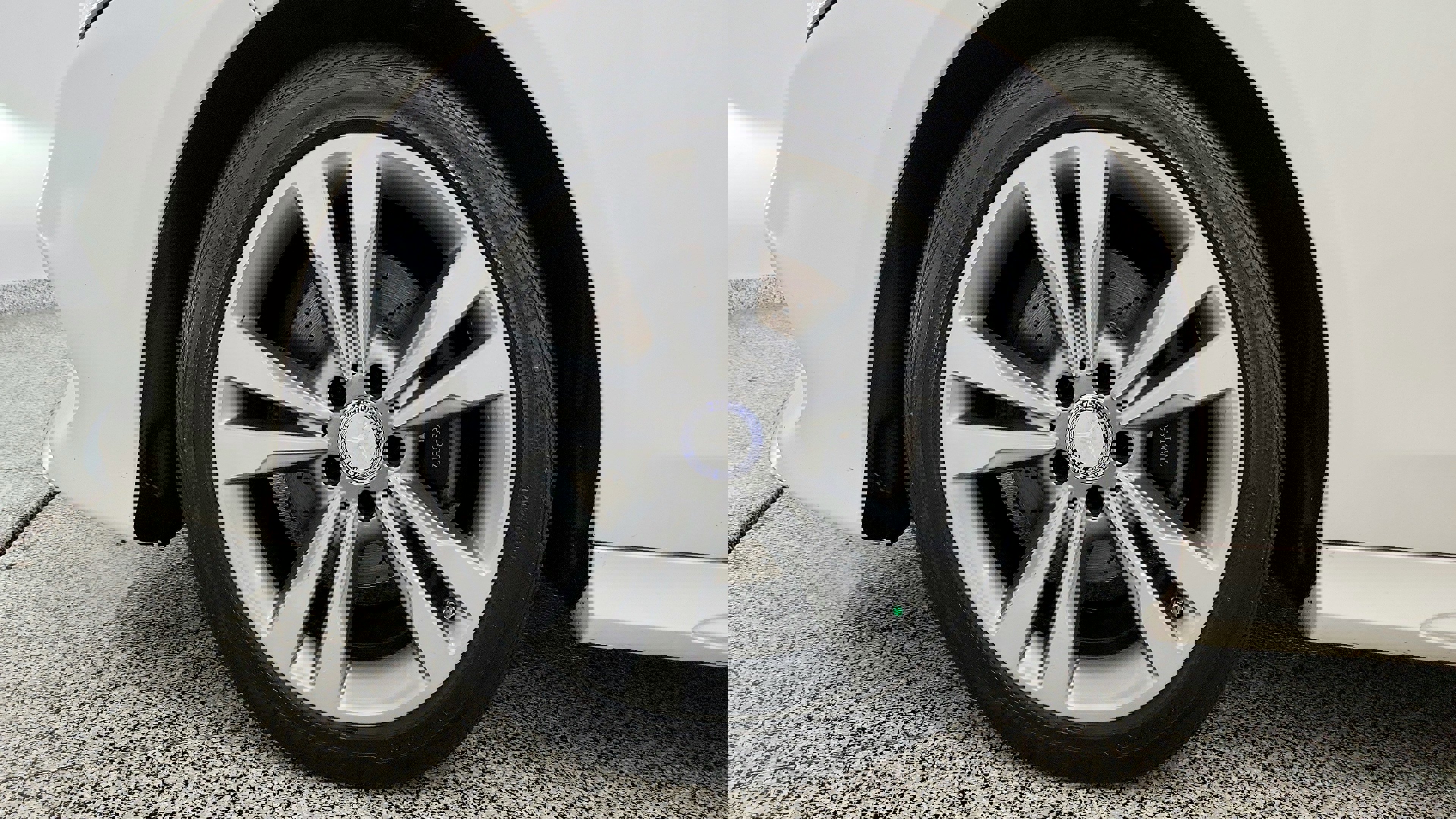 Vehicle image 33 of 50