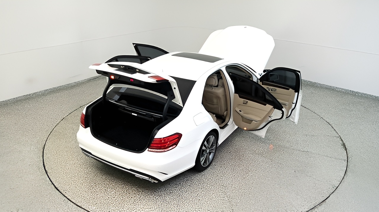Vehicle image 45 of 50