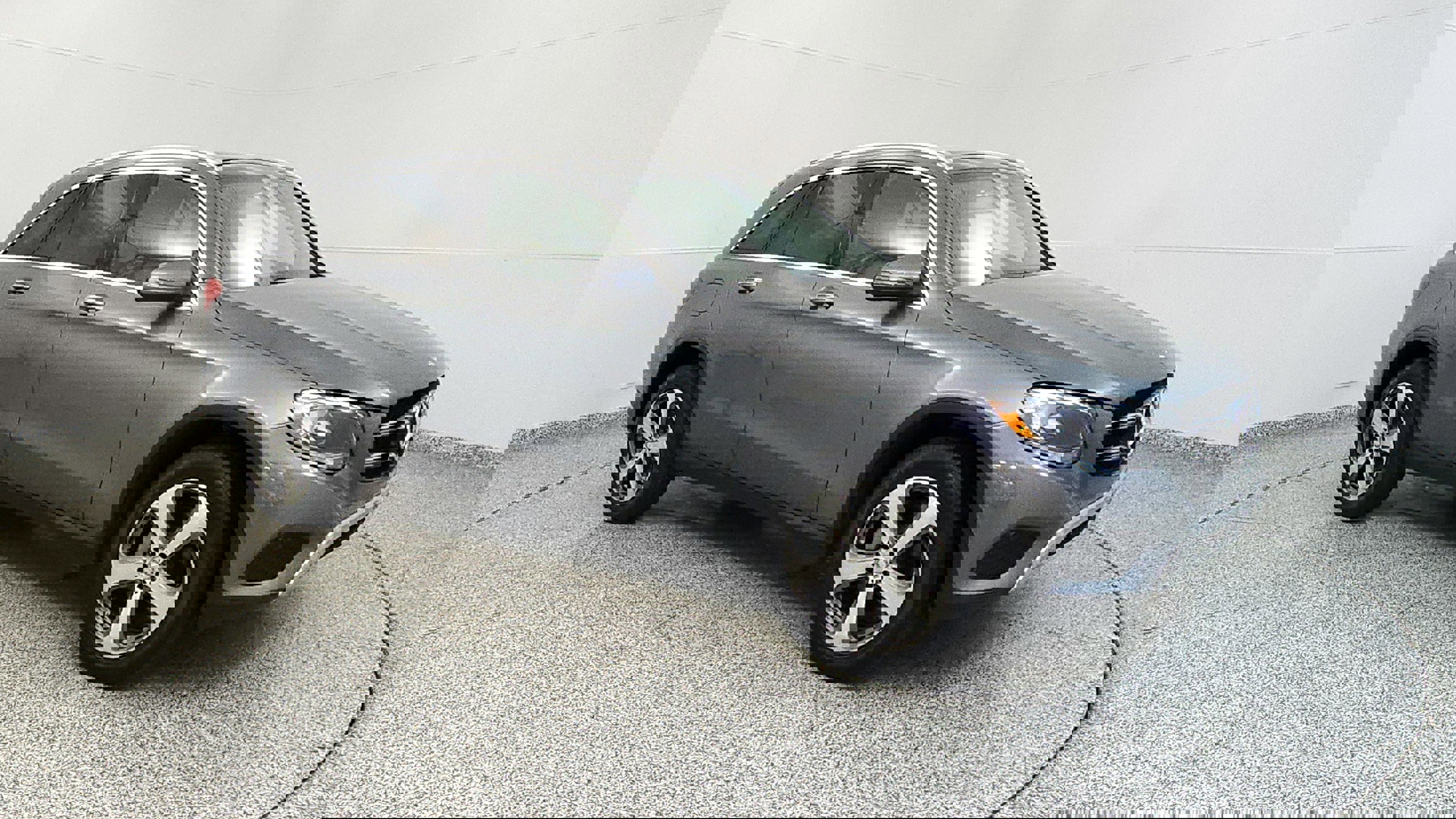 Vehicle image 7 of 51